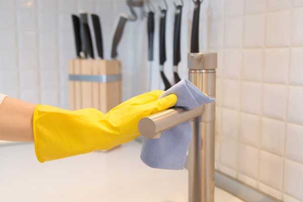 kitchen-cleaning-500.jpg - Real Estate News