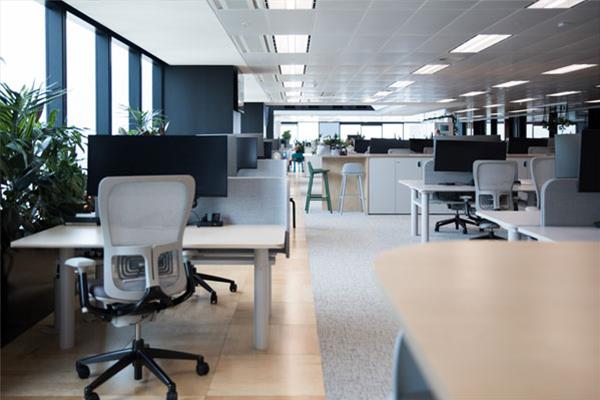Empty offices an increasingly prominent feature of urban markets